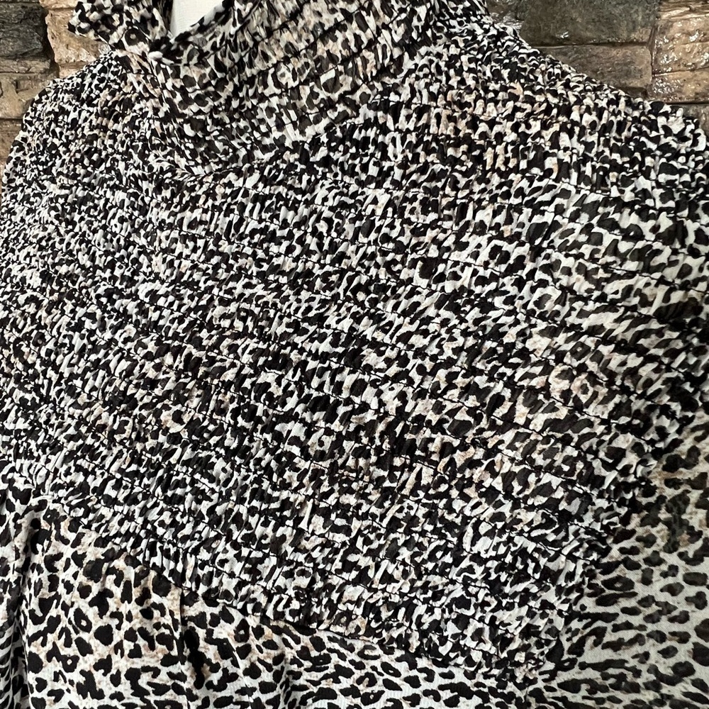 Taylor Monochrome Patterned Long Sleeve Dress - Picture 8 of 14